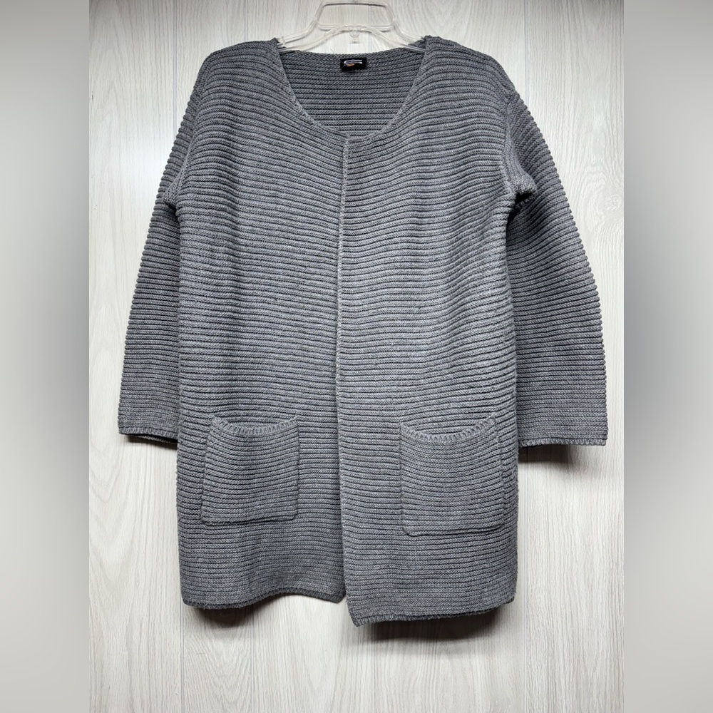 Sioni Women’s Cardigan size Large